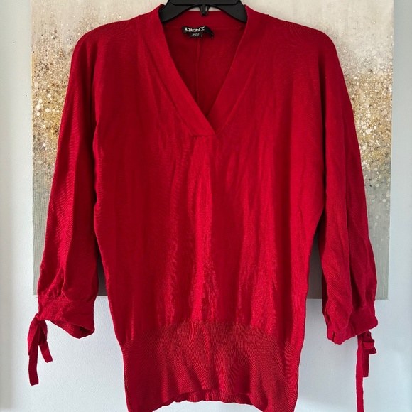 DKNY Sweater (NWOT) - Picture 2 of 11